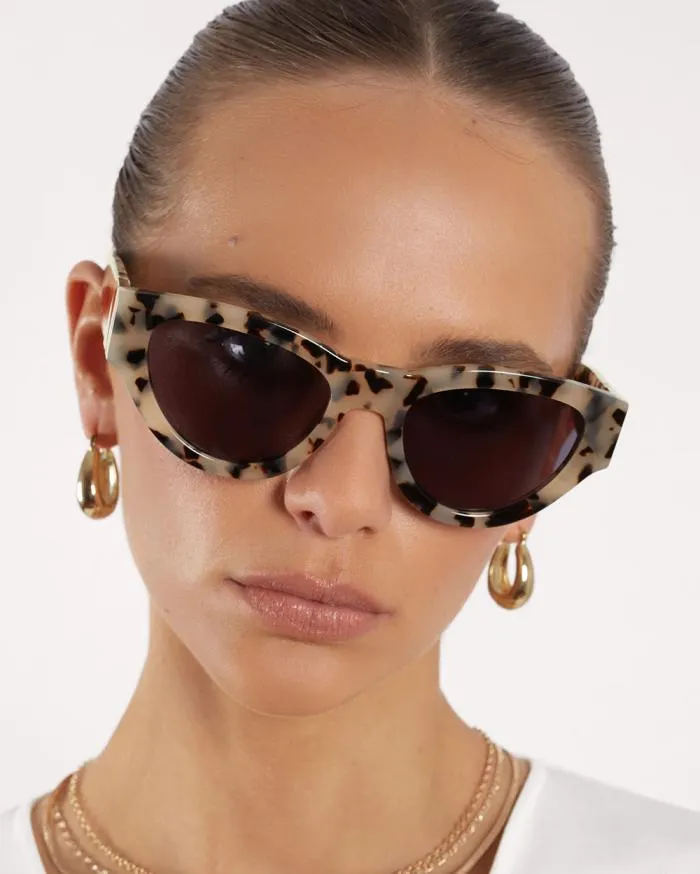 Accessories Billini Banb Eyewear THE CARLA BLONDE TORTJET