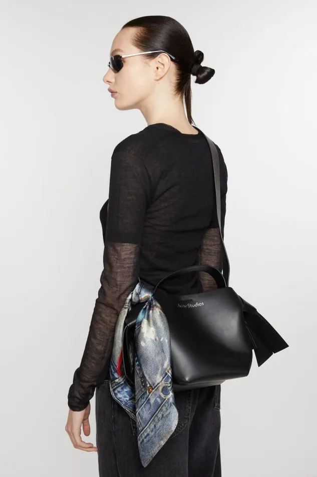 Acne Studios Printed Silk Scarf Denim Blue Women Scarves Acne Studios Printed Silk Scarf Denim Blue Women Scarves