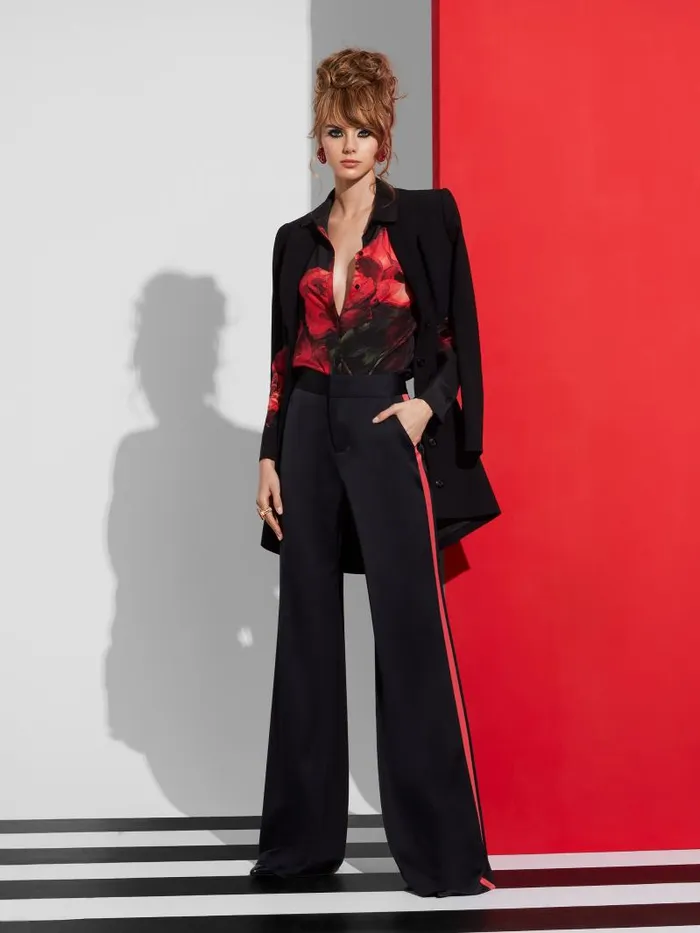 Alice Olivia BRADY SLIM BUTTON DOWN Peony Petals Bright Ruby Women Tops