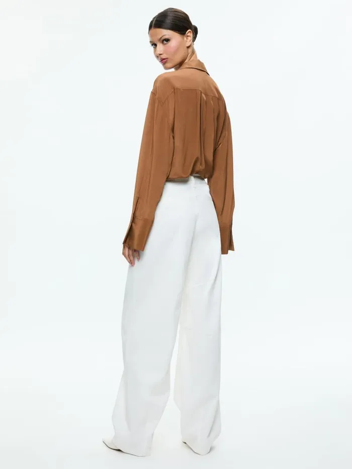 Alice Olivia FINELY OVERSIZED UTILITY SHIRT Camel Women Tops