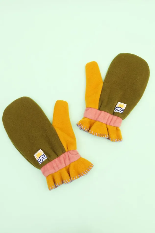 Ari Mittens Shop LF Markey Gloves