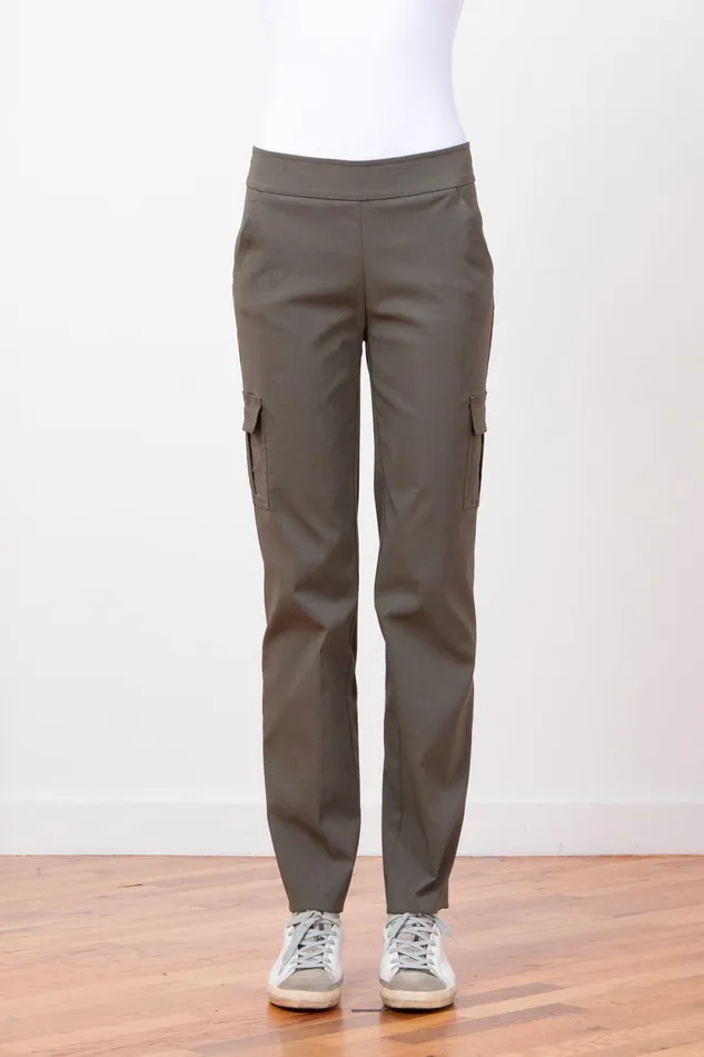 Avenue Montaigne KOOL Signature Olive Green Women Pants
