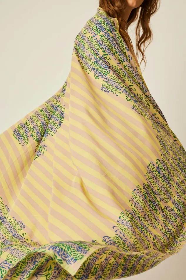 Bottoms Shop Natalie Martin SARONG Batik Chrysanthemum Bluegreen