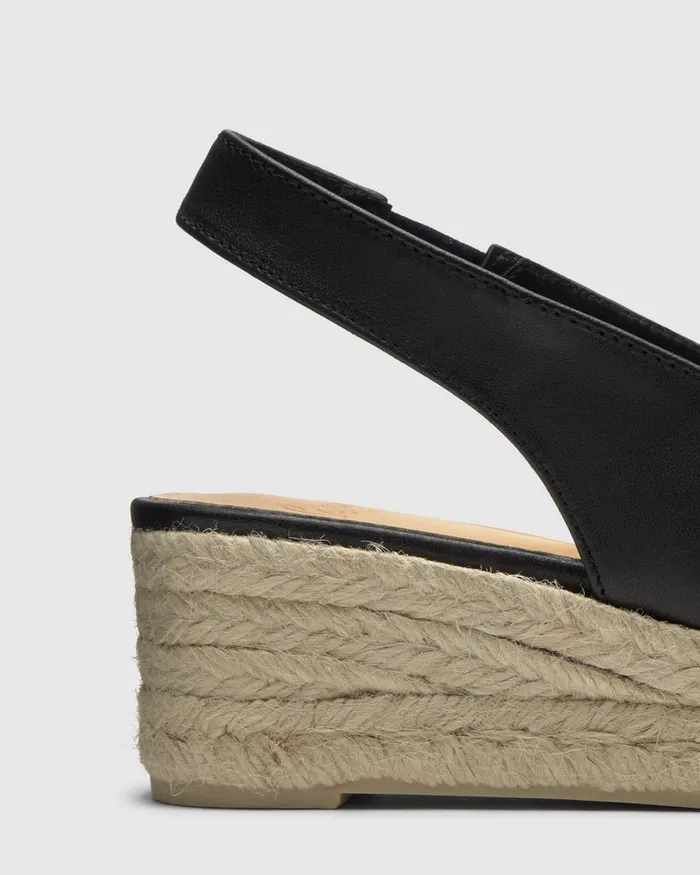 Castaer Diana Studs3250 Negro Women Wedges