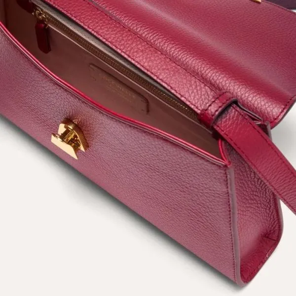 Coccinelle Dew Medium Sangria Women Coccinelle Shoulder Bags Coccinelle Dew Medium Sangria Women Coccinelle Shoulder Bags