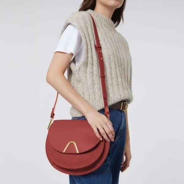 Coccinelle Sunup Medium Brandygrenred Women Coccinelle Crossbody Bags Coccinelle Sunup Medium Brandygrenred Women Coccinelle Crossbody Bags