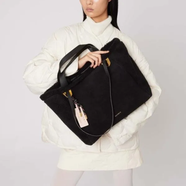 Coccinelle X Inuikii Oliver Eco Shearling Medium Noirnoir Women Coccinelle Tote Bags Coccinelle X Inuikii Oliver Eco Shearling Medium Noirnoir Women Coccinelle Tote Bags