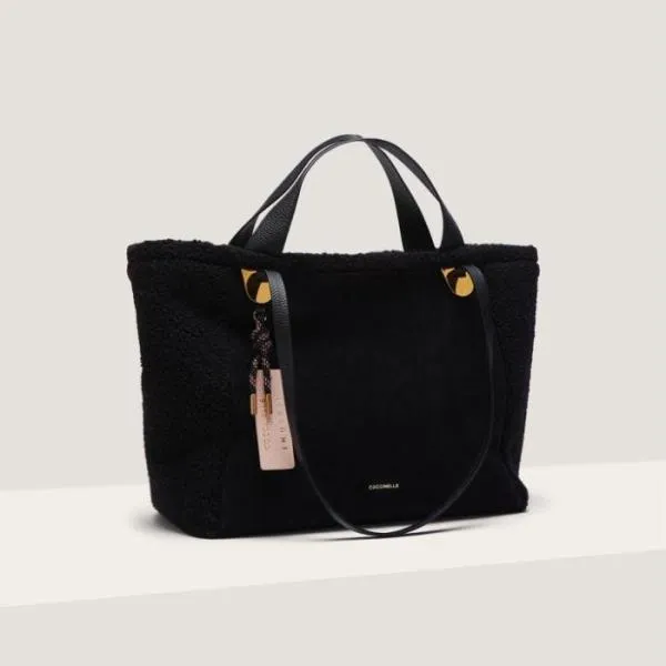 Coccinelle X Inuikii Oliver Eco Shearling Medium Noirnoir Women Coccinelle Tote Bags Coccinelle X Inuikii Oliver Eco Shearling Medium Noirnoir Women Coccinelle Tote Bags
