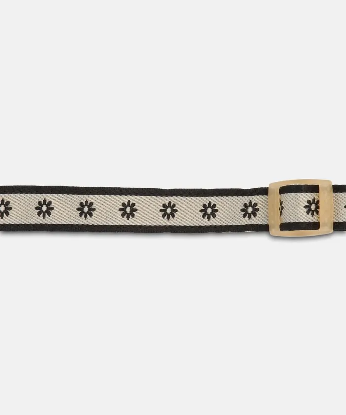 Dog Collar W Flowers 8211 Platin Accessories Ilse Jacobsen Vov and Vuf
