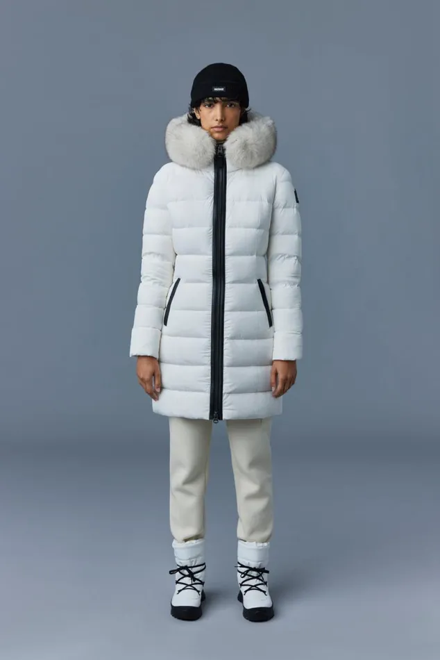 Downs and Jackets Women Mackage CALLA Agile360 Stretch Light Down Coat With Blue Fox Fur Collar Trench