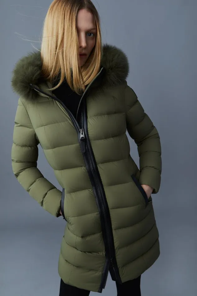 Downs and Jackets Women Mackage CALLA Agile360 Stretch Light Down Coat With Blue Fox Fur Collar Trench