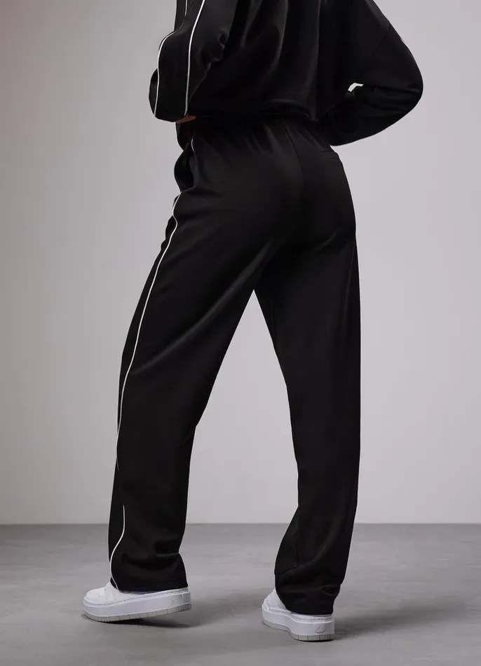 Gym King Tracksuits Women GKW Sports Luxe Tracksuit 8211 Black