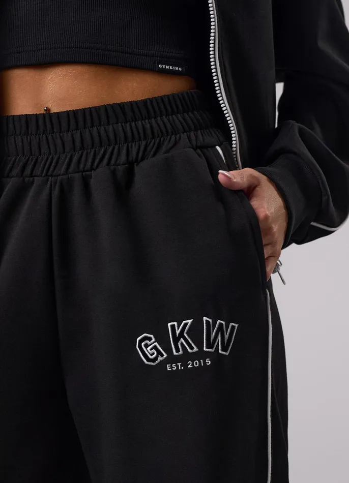 Gym King Tracksuits Women GKW Sports Luxe Tracksuit 8211 Black
