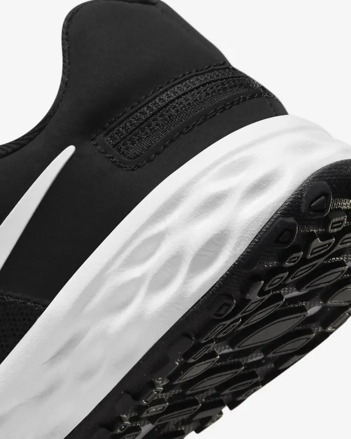 Kids Nike Running Revolution 6 FlyEase Blackdark Smoke Greywhite