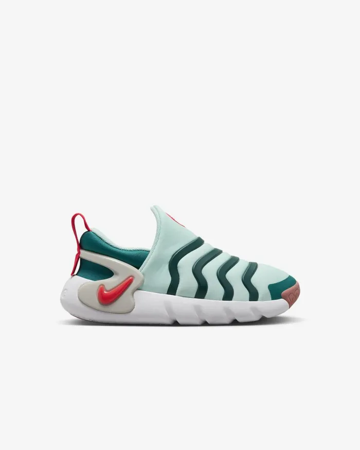 Kids Nike Younger Kids 3 8211 7 Years Dynamo Go Jade Icegeode Tealred Stardustsiren Red