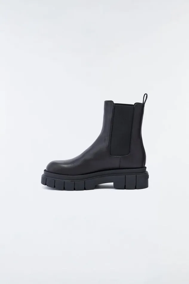 Leather Lined Boots Women Mackage STORM Unlined Lug Sole R Leather Chelsea Boot For Women Black Leather Lined Boots Women Mackage STORM Unlined Lug Sole R Leather Chelsea Boot For Women Black