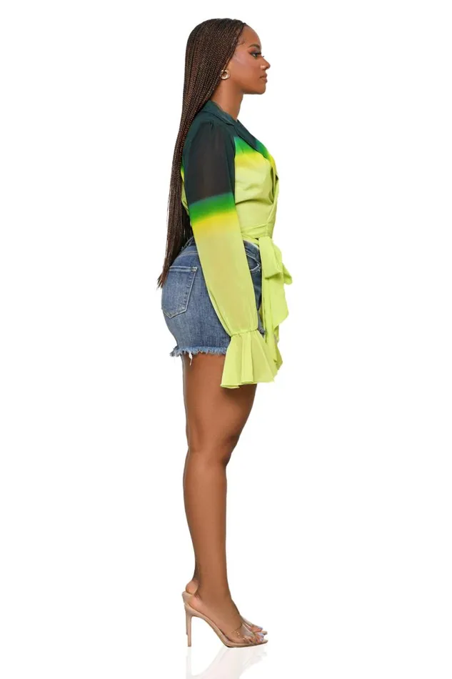 Lilly039s Kloset Tops Women Fade To Green Bell Sleeve TopFINAL SALE