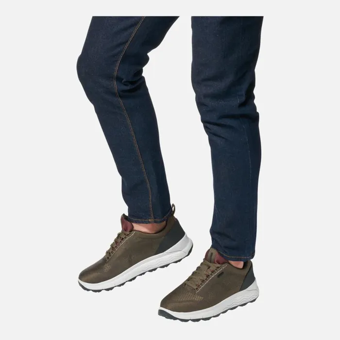 Man Geox Sneakers SPHERICA 4X4 ABX MAN MilitaryBordeaux Waterproof Trainers Militarybordeaux