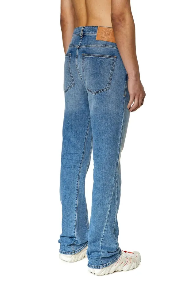 Men Diesel Jeans Bootcut Jeans 2021 DVocs 007L3 Light Blue