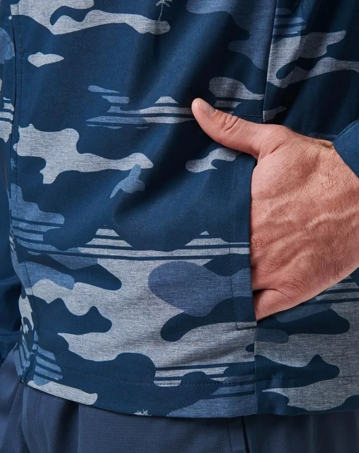 Men Hoodies and Sweatshirts TravisMathew CAMO TECH HOODIE Blue Nights Men Hoodies and Sweatshirts TravisMathew CAMO TECH HOODIE Blue Nights
