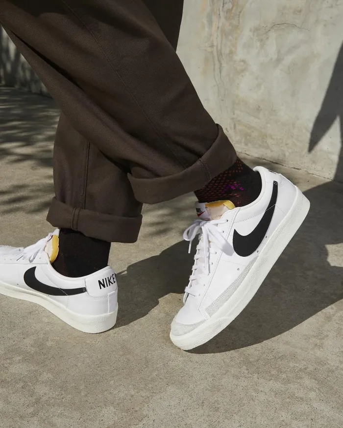 Men Nike Lifestyle Blazer Low 03977 Vintage Whitesailblack