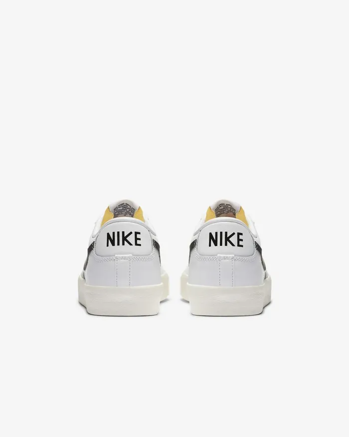 Men Nike Lifestyle Blazer Low 03977 Vintage Whitesailblack
