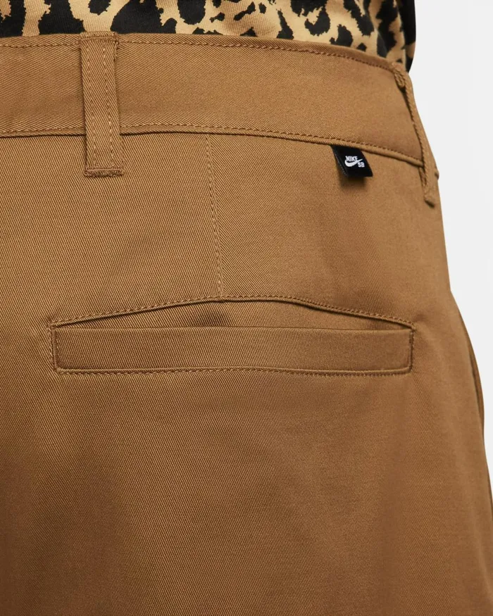 Men Nike Shorts SB Ale Brown