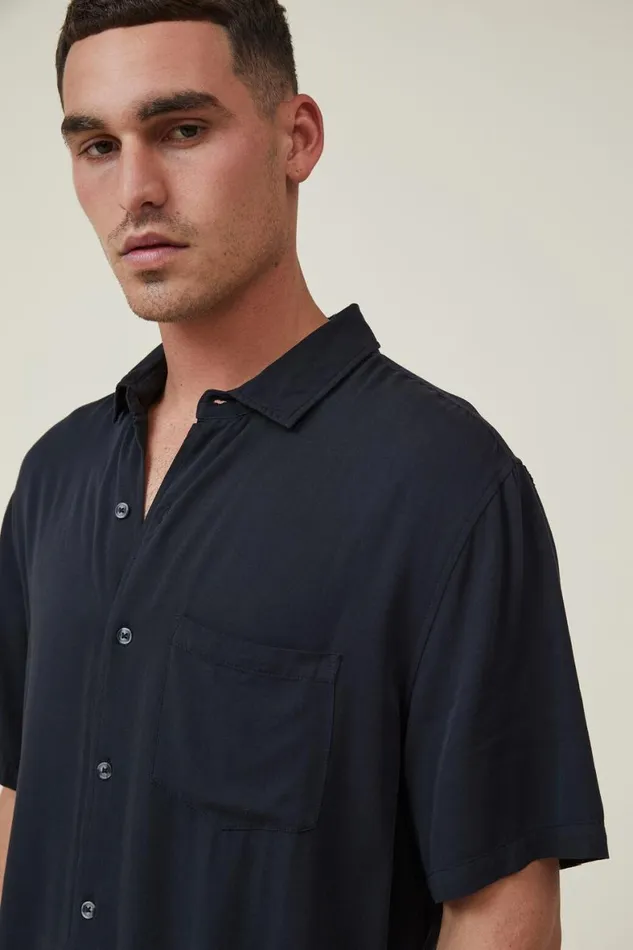 Men Shirts and Polos Cotton On Cuban Short Sleeve Shirt Washed Black