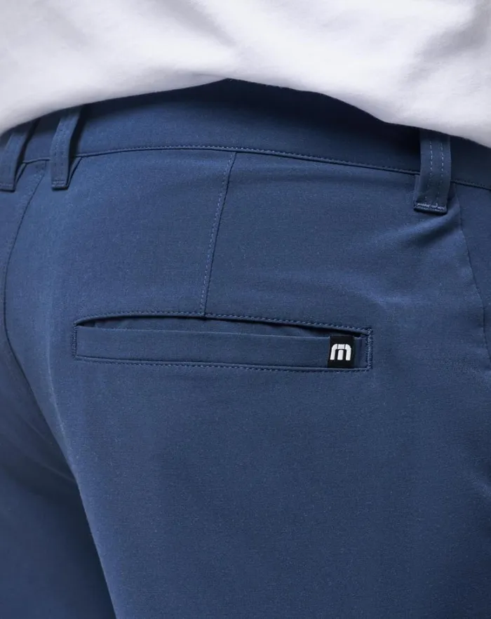 Men Shorts TravisMathew TECH CHINO SHORT 8IN Dress Blues