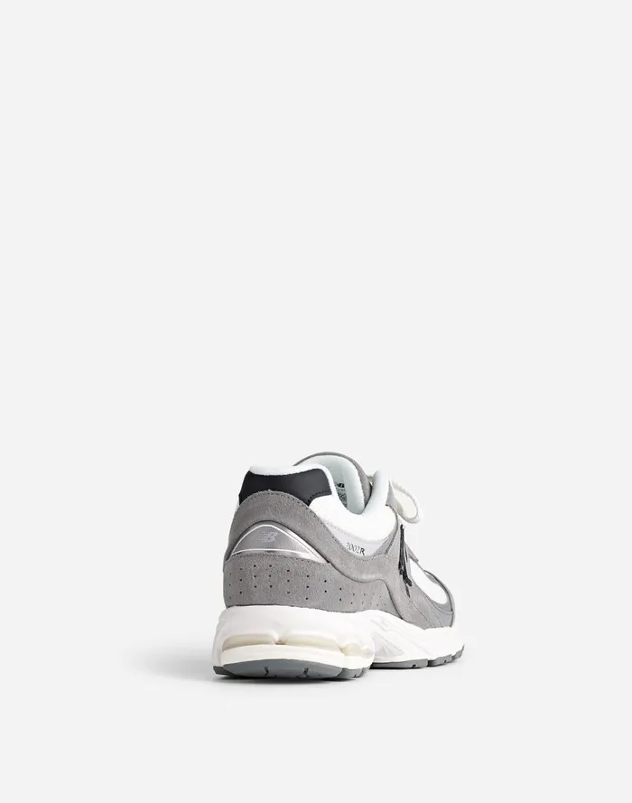 Men Sneakers Madewell New Balance 2002R Sneakers Harbor Grey Black Sea Salt