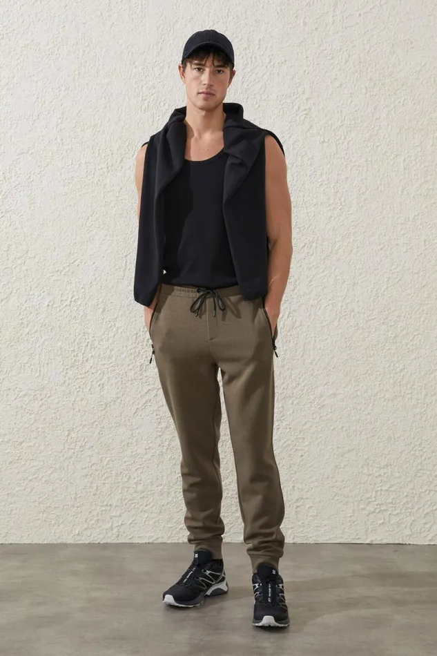 Men Sweats and Hoodies Cotton On Active Track Pant Military