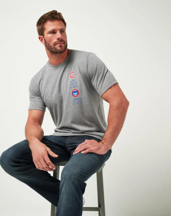 Men Tees TravisMathew CHICAGO CUBS SUNSET SLAM TEE Heather Grey Men Tees TravisMathew CHICAGO CUBS SUNSET SLAM TEE Heather Grey