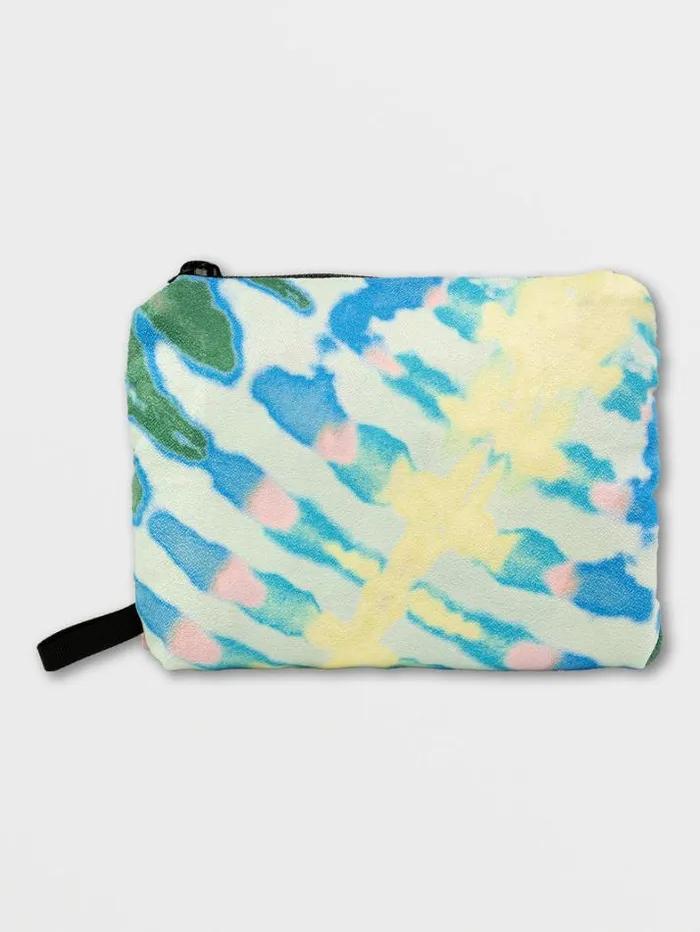 MensKids Accessories Volcom X Matador Packable Beach Towel 8211 Tie Dye
