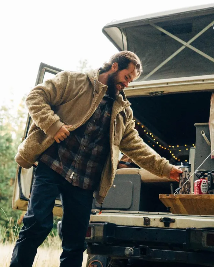 Passenger Clothing Adventure Recycled DeepPile Sherpa Fleece Biscuit Men Fleece