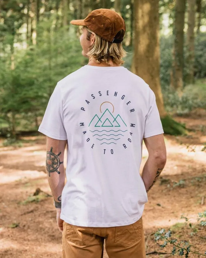 Passenger Clothing Escapism Recycled Cotton TShirt White Men TShirts and Vests