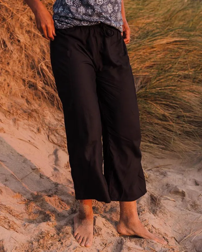 Passenger Clothing Hazel Woven Trouser Black Women Dungarees and Trousers