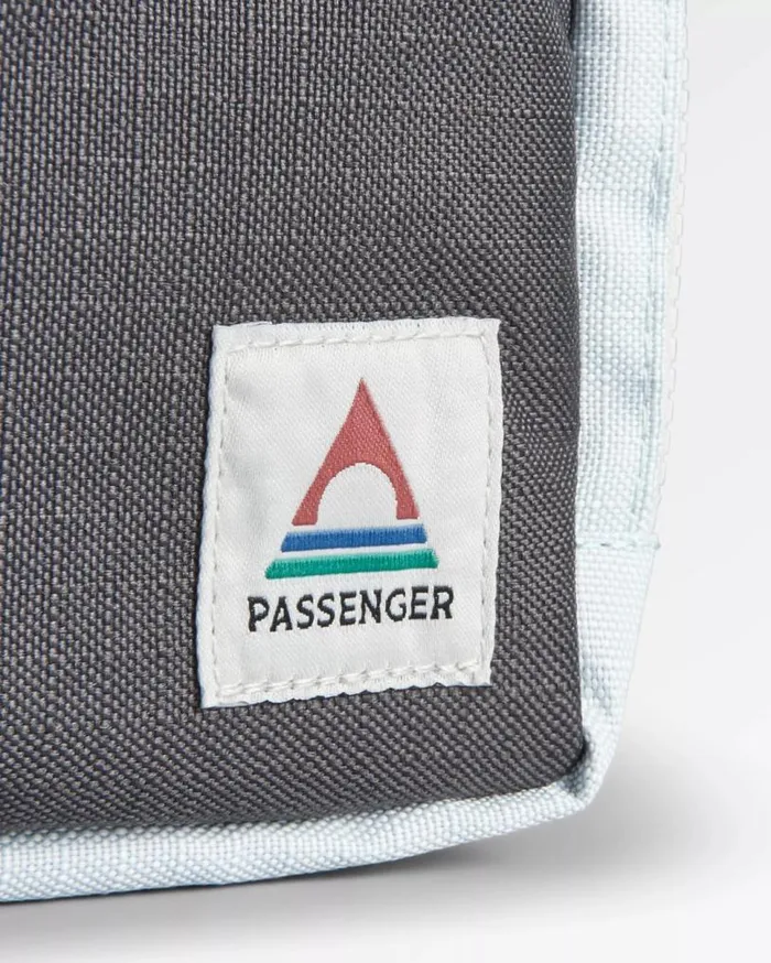 Passenger Clothing Travel Recycled Wash Kit Grey Olive Surf Spray WomenMen Backpacks and Bags