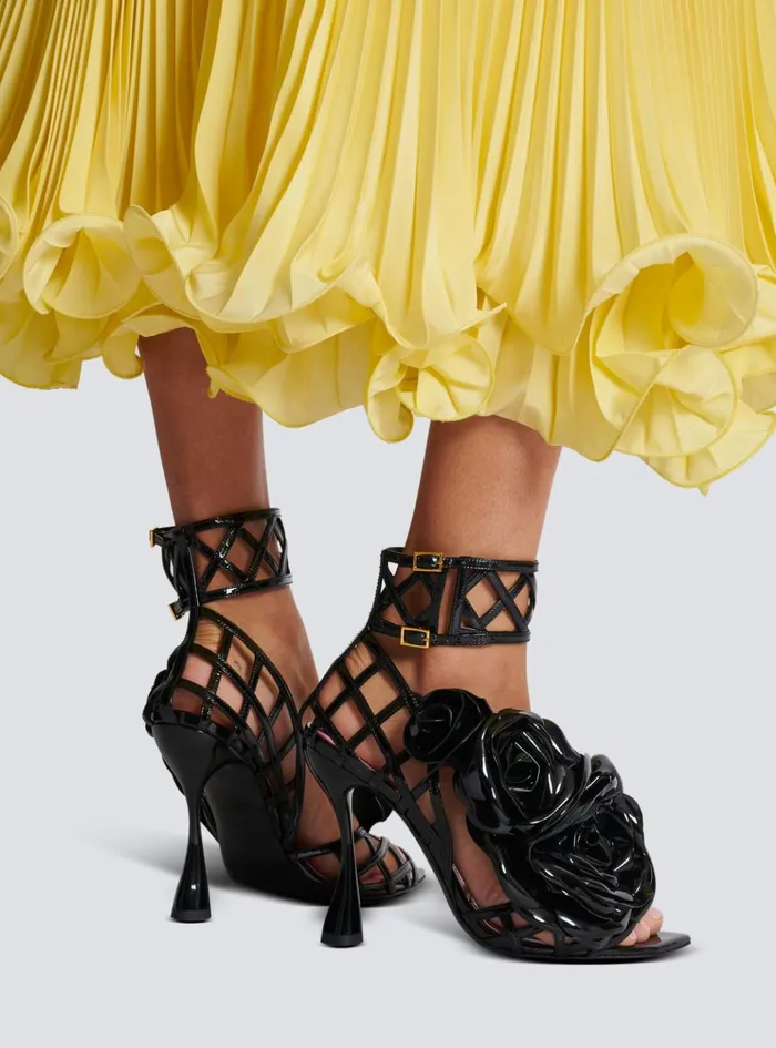 Patent Leather Eden Sandals With Flowers Black Women Balmain High Heels and Pumps