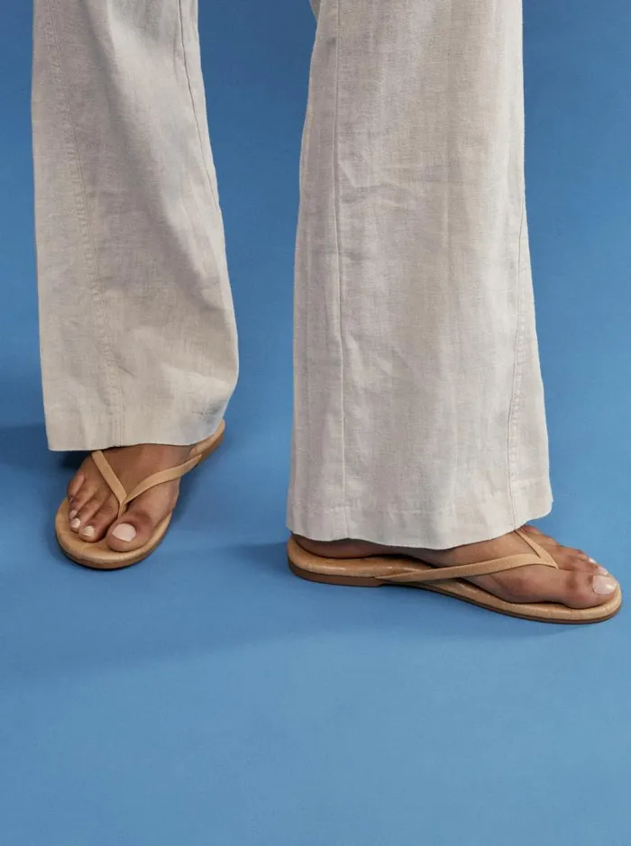 Roxy Flip Flops Gabbie FlipFlops Tan 8211 Women Roxy Flip Flops Gabbie FlipFlops Tan 8211 Women