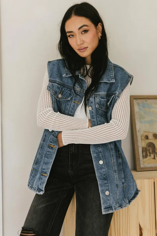 Taylor Denim Vest In Medium Wash Medium Wash Women Bohme Tops