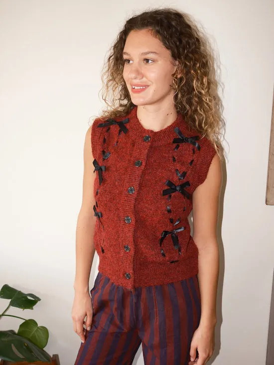 Tops Aggie Knit Vest Burgundy Lisa Says Gah Women