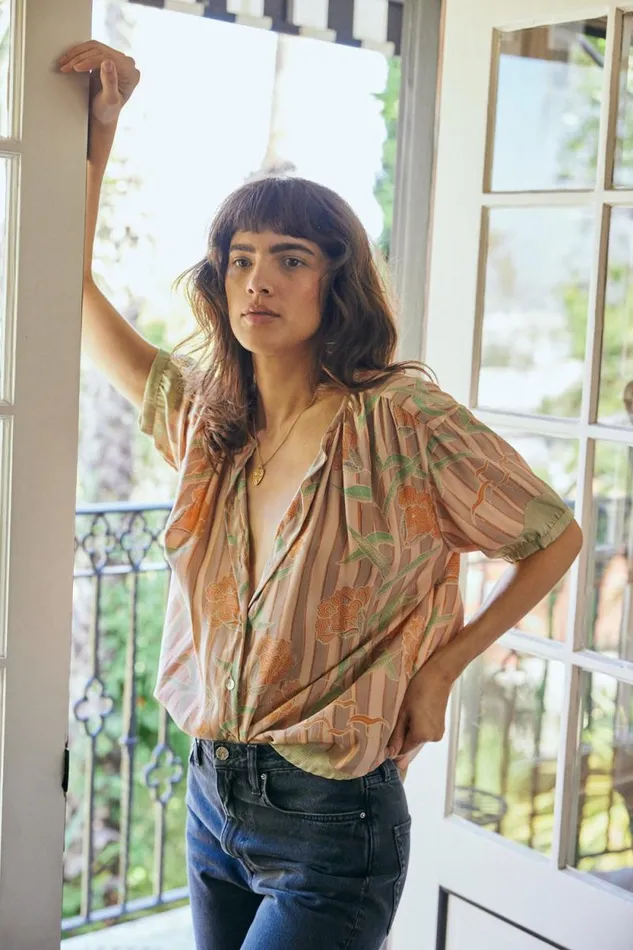 Tops Shop Natalie Martin VIOLET TOP Chamomile Apricot