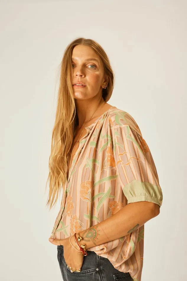 Tops Shop Natalie Martin VIOLET TOP Chamomile Apricot