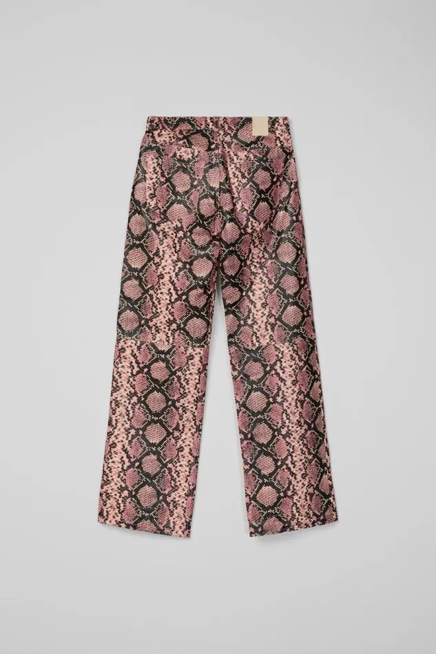 TrousersandShorts Men Camper Leather Trousers Pink Snake Leather Trousers TrousersandShorts Men Camper Leather Trousers Pink Snake Leather Trousers