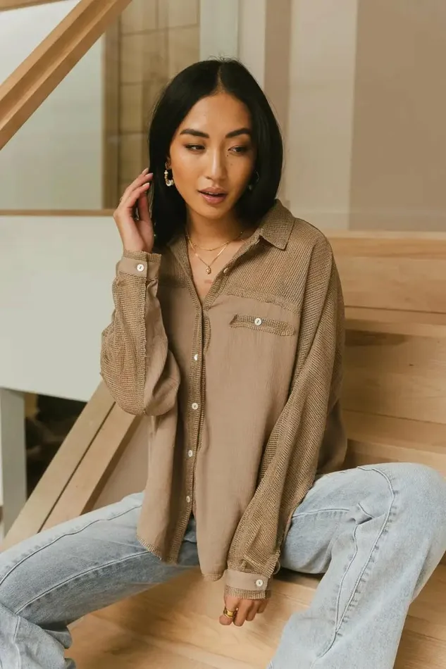 Victoria Contrast Button Up In Mocha Mocha Women Bohme Tees and Tanks