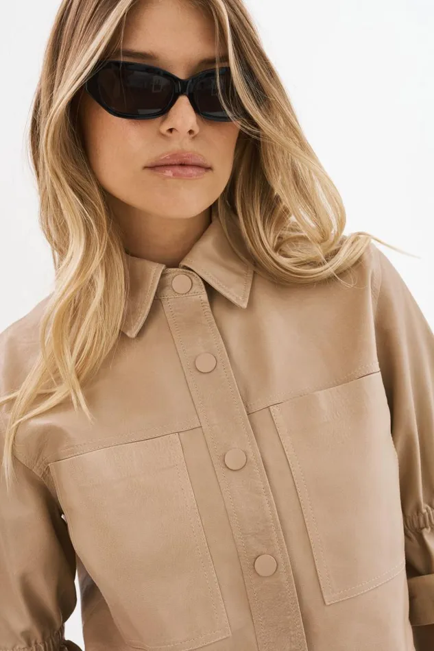 Women CAROLINA Leather Ruffle Sleeve Jacket Beige LAMARQUE Leather Jackets Women CAROLINA Leather Ruffle Sleeve Jacket Beige LAMARQUE Leather Jackets