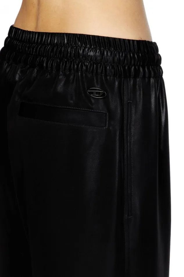 Women Diesel Pants and Shorts PDREYERCWNQ1 Black Women Diesel Pants and Shorts PDREYERCWNQ1 Black