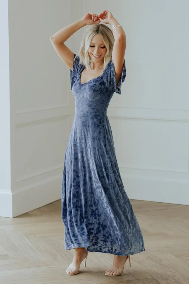 Women Everley Velvet Maxi Dress Whisper Blue Baltic Born Maxi Dresses Women Everley Velvet Maxi Dress Whisper Blue Baltic Born Maxi Dresses