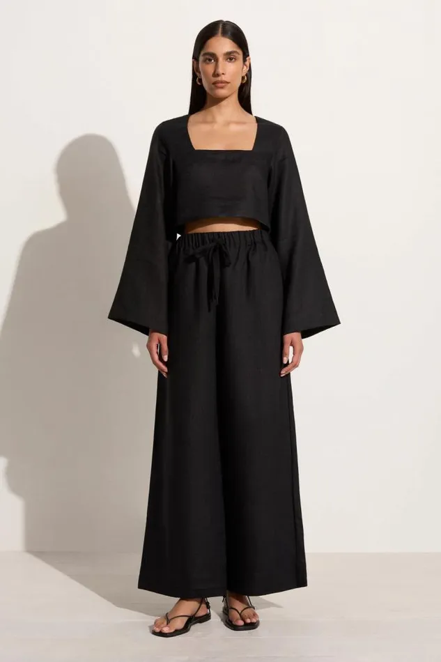 Women Faithfull The Brand Tops Eilish Top Black