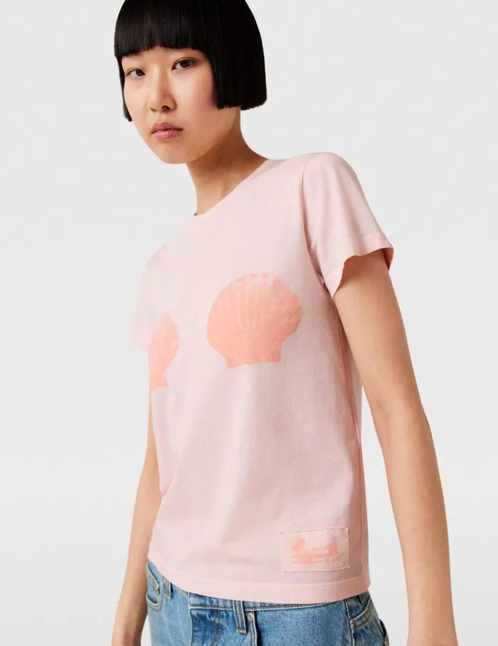Women Seashell Crewneck TShirt Light Pink Stella McCartney Sweatshirts And TShirts Women Seashell Crewneck TShirt Light Pink Stella McCartney Sweatshirts And TShirts
